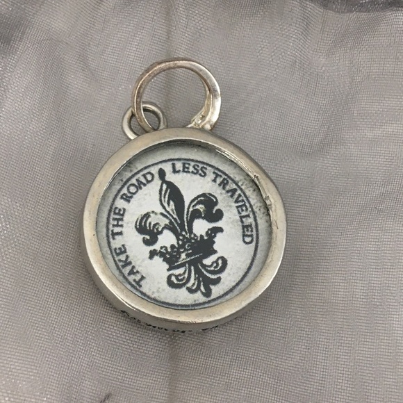 Necklace charm - Picture 3 of 3